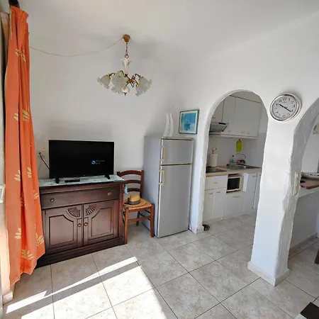 Global Immo 1039 Estudio 42 Apartment *